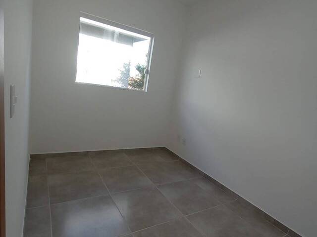 #420 - Casa para Venda em Praia Grande - SP